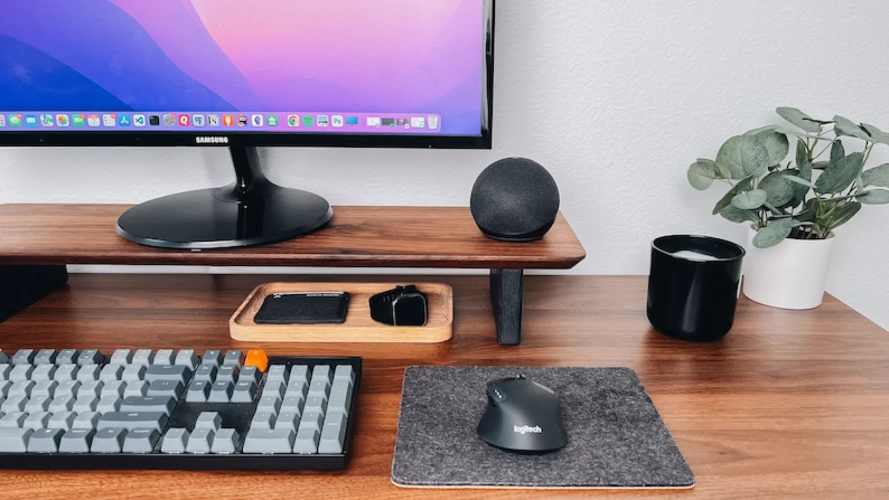 

Деревянная подставка для монитора для стола | Деревянная подставка для монитора | Настольная полка из ореха | Аксессуары для дома и офиса | Подарок для Него