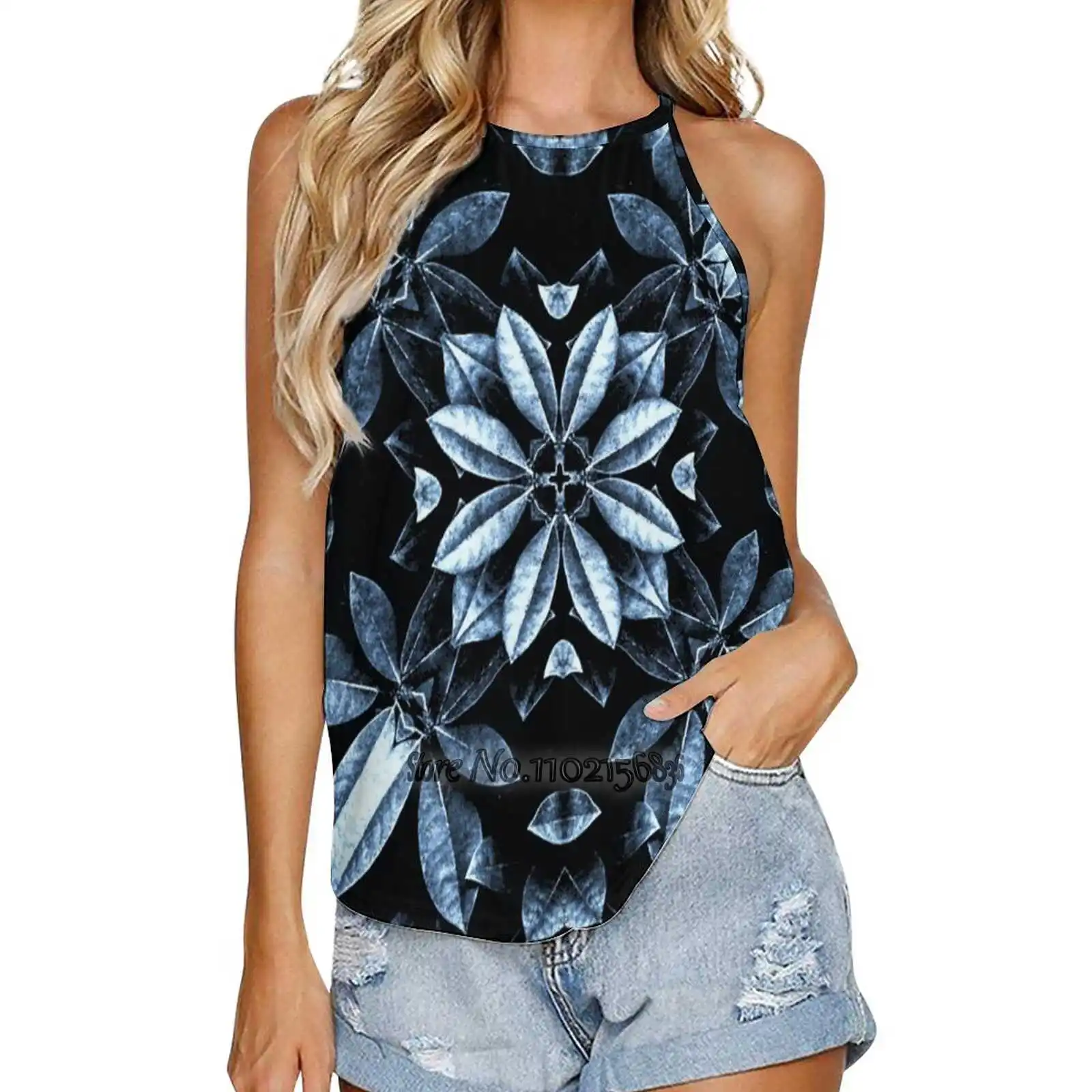 

Майка женская с круглым вырезом и листьями мандалы