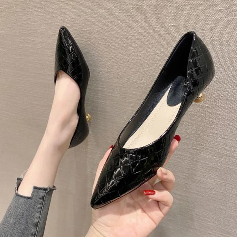 

Туфли-лодочки женские на низком каблуке 3 см, заостренный носок, элегантная офисная обувь, черные, YX4451