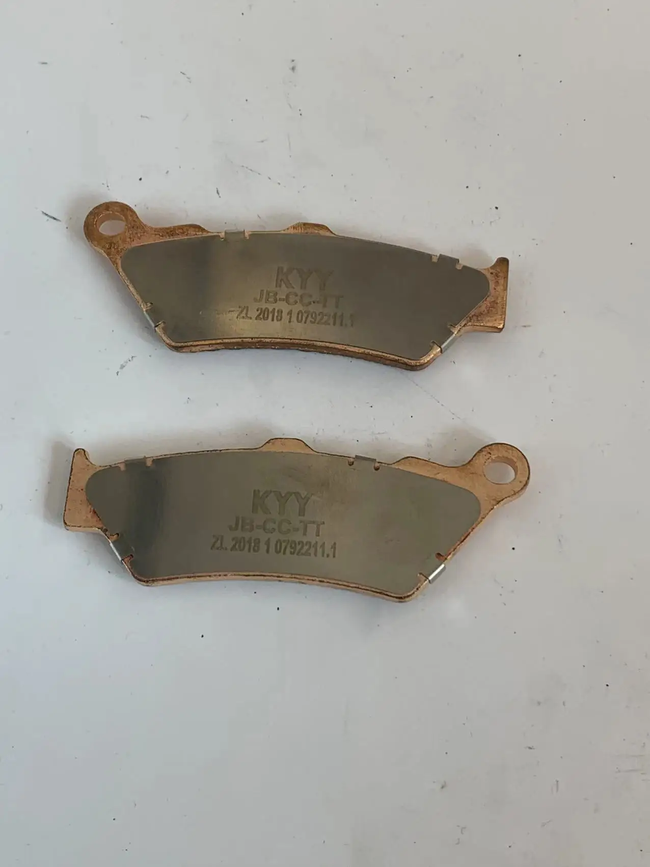 Передние тормозные колодки для CFMOTO NK400/650 KTM950 BMW 650GS/850GS