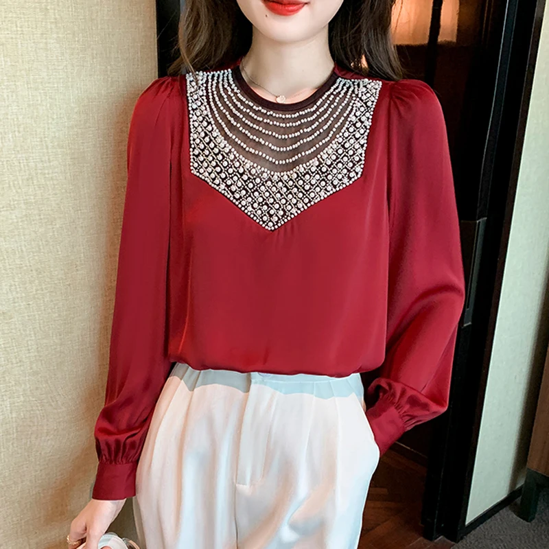 Женская шифоновая блузка с длинным рукавом круглым вырезом и бусинами