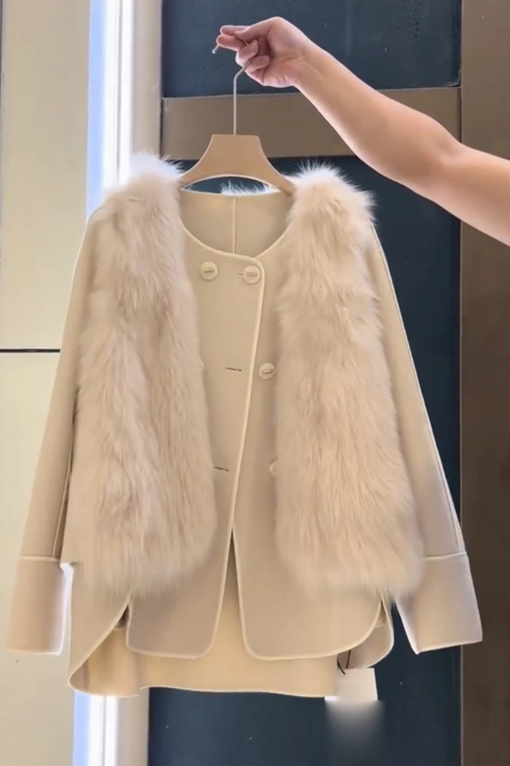 

2023 Women's Clothing Fashion Splicing Versatile Faux Fur Coat Winter New 9