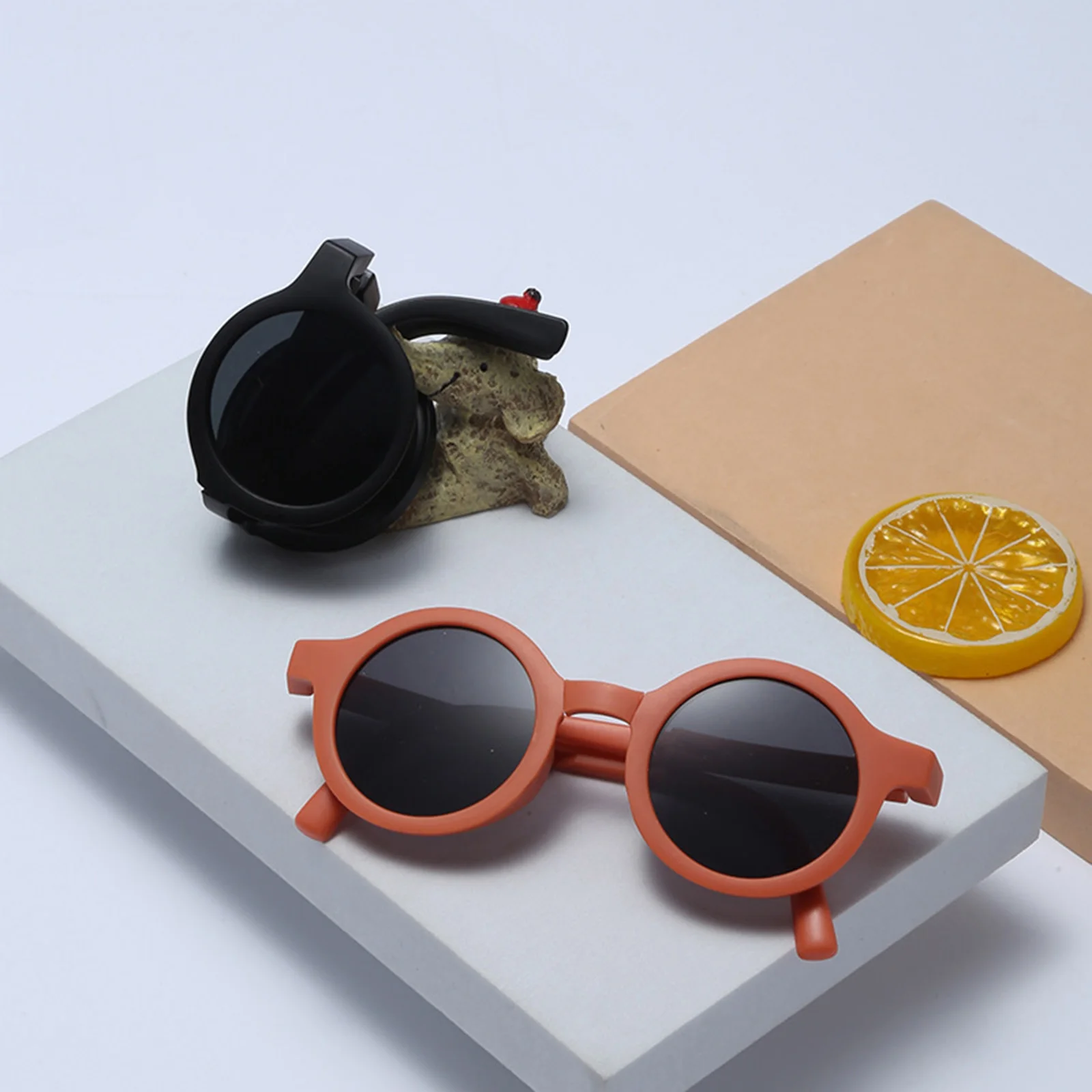 

Kids Girls Boys Sunglasses Cute Candy Color Folding Anti-UV Glasses Children Outdoor Fashion Sunglasses