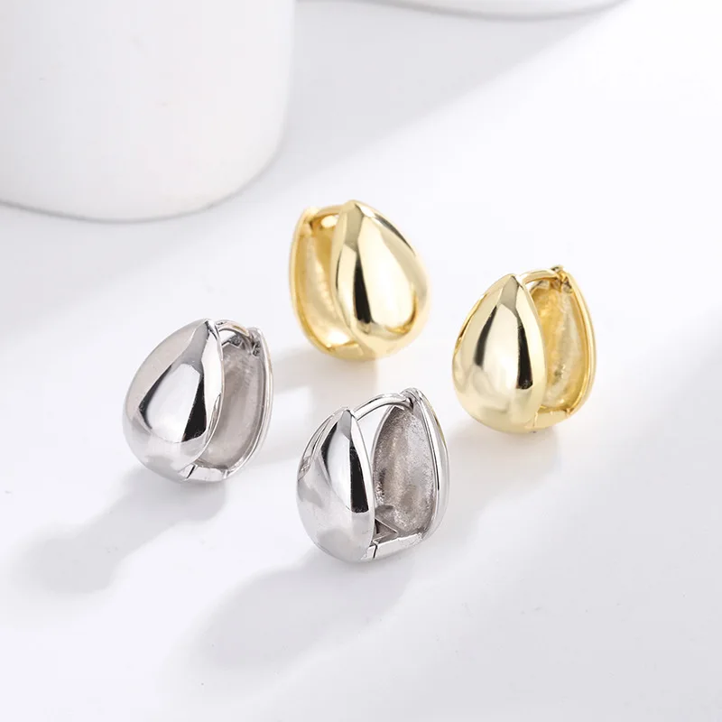

S925 Sterling Silver Droplet Smooth Face Ear Buckle Female European and American Retro Versatile Earrings Small Ear Jewelry