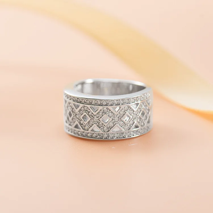 

Серебряные кольца 925, Европейская и американская мода, новинка, женское кольцо S925 с инкрустированным бриллиантом драгоценным камнем, темпер...