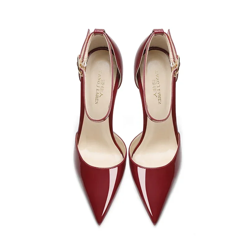 2024 новые женские босоножки Baotou на высоком каблуке винно-красного цвета тонком с