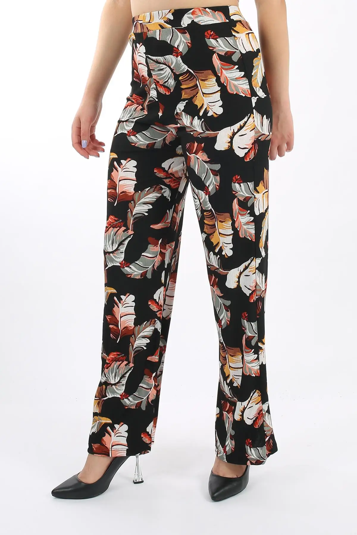 

Женские брюки Saramodex из ткани с рисунком pegasus SR2347