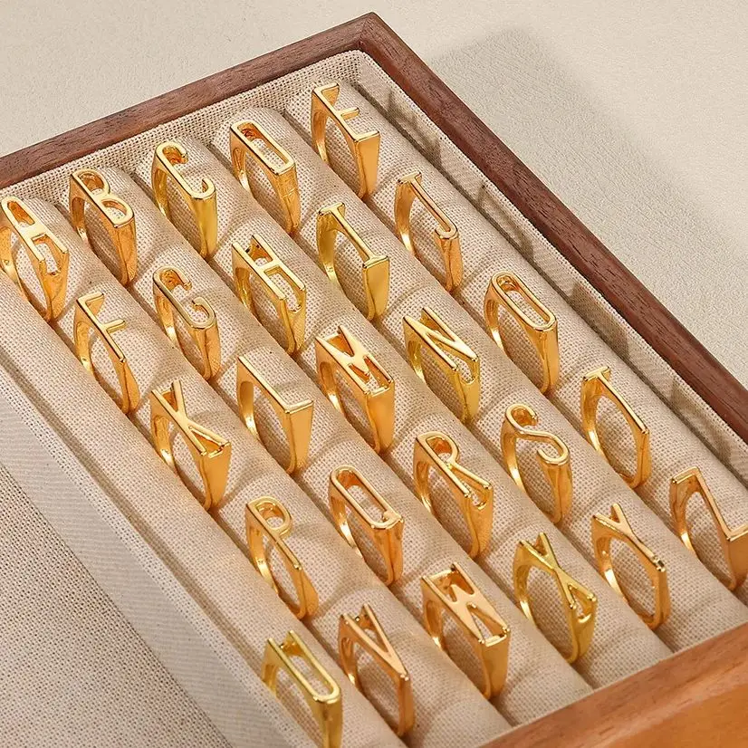 Кольца с буквами и инициалами для женщин позолоченные 26-буквенные кольца