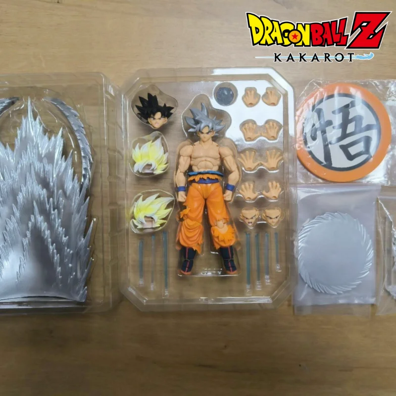 

Экшн-фигурки из м/ф «Драконий жемчуг»