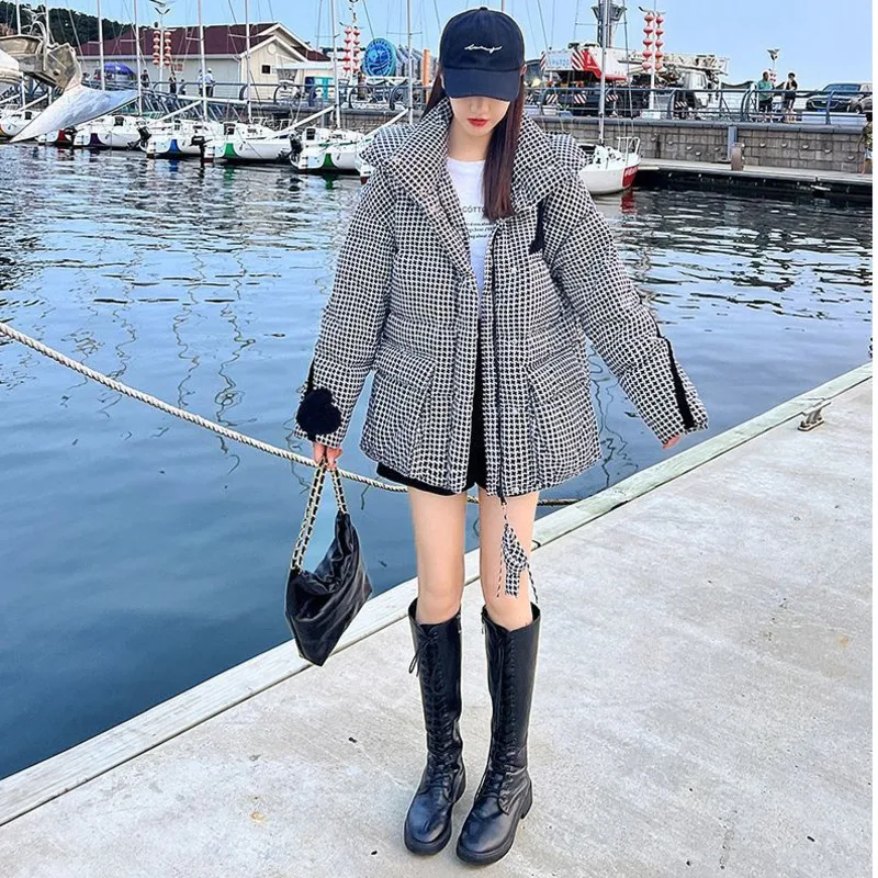 Winter Coat Women Real Shot Chic Retro Classic Black White Plaid Loose Hooded Female Puffer Jackets Cotton-Padded Coat Fashion