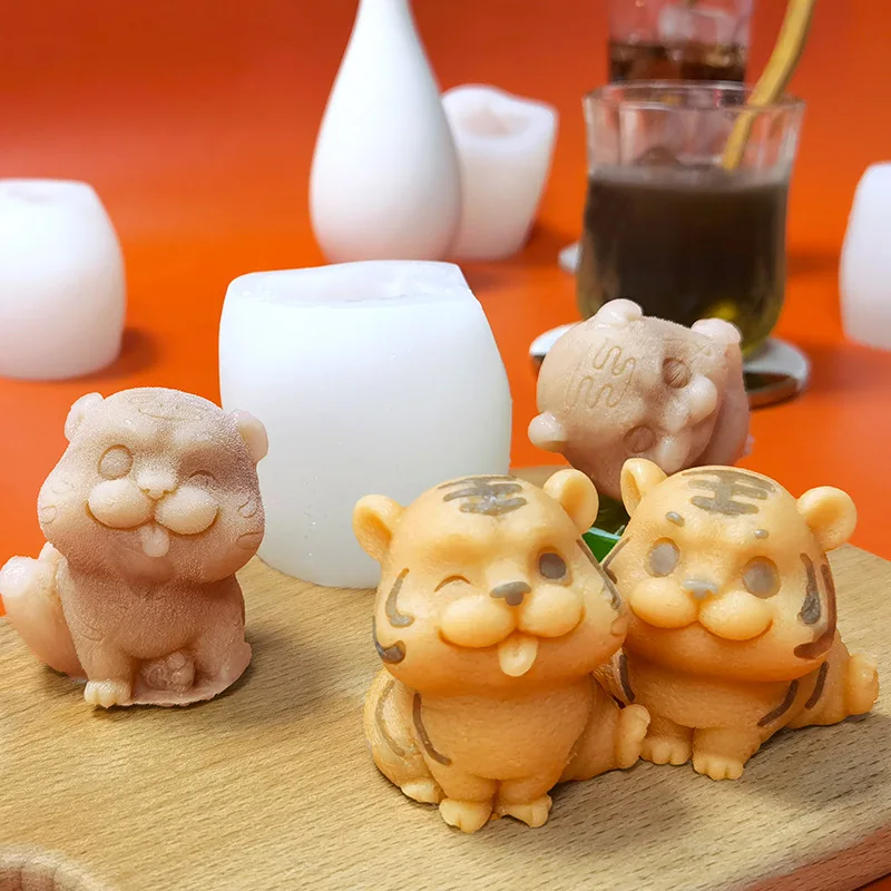 

2022 New Year Cute Tiger Silicone Mold Chocolate Dessert Baking Fondant Cake Decorating Tools DIY Gypsum Candle Making Mould