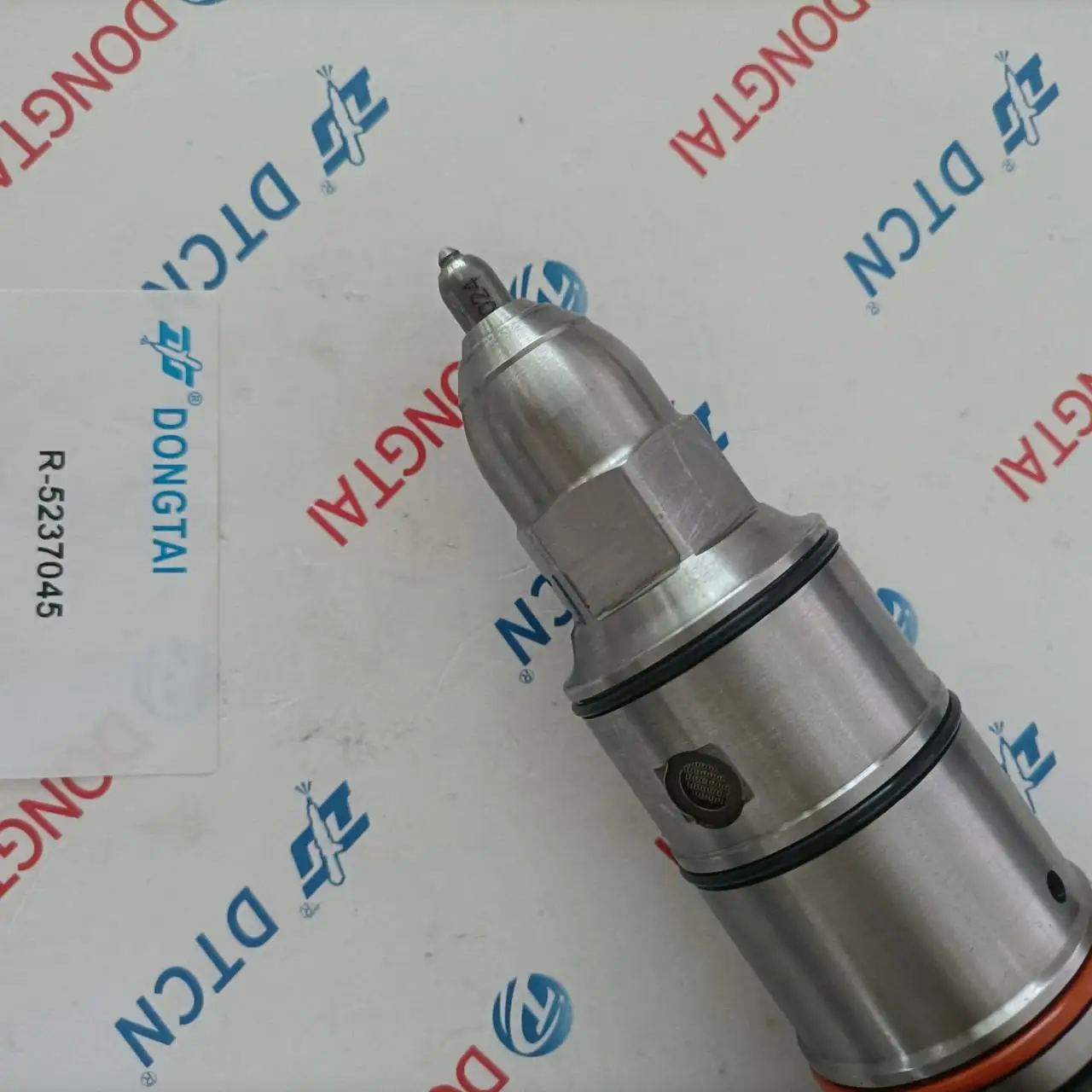 Топливный инжектор Diesel S60 R-52337045 для дизельных автомобилей |