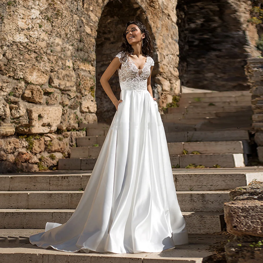 

Элегантное Длинное кружевное свадебное платье с V-образным вырезом и карманами, а-силуэт, атласное платье на пуговицах, со шлейфом сзади, свадебное платье для женщин
