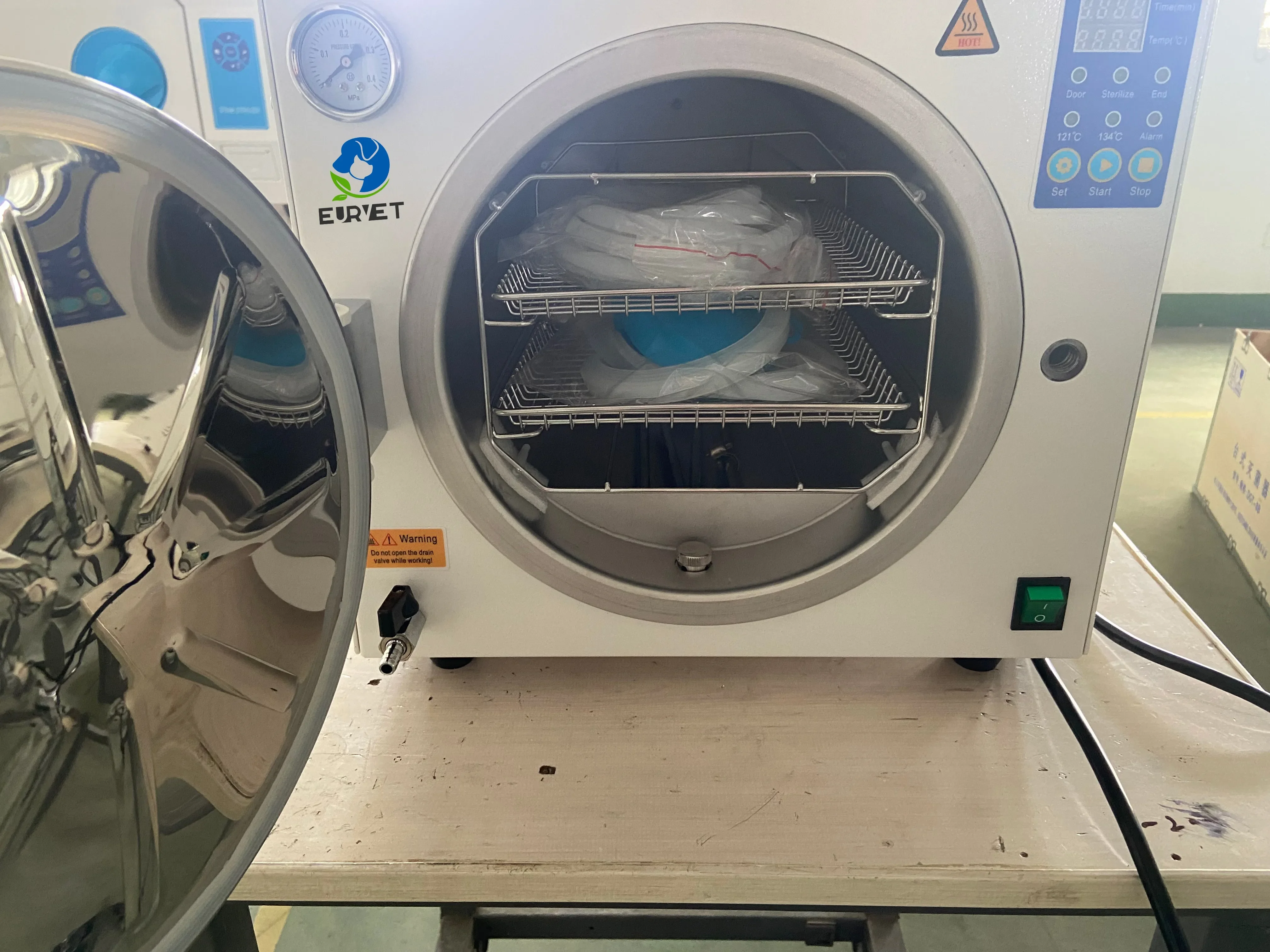 EUR VET Профессиональная клиника небольшой емкости Настольный стоматологический