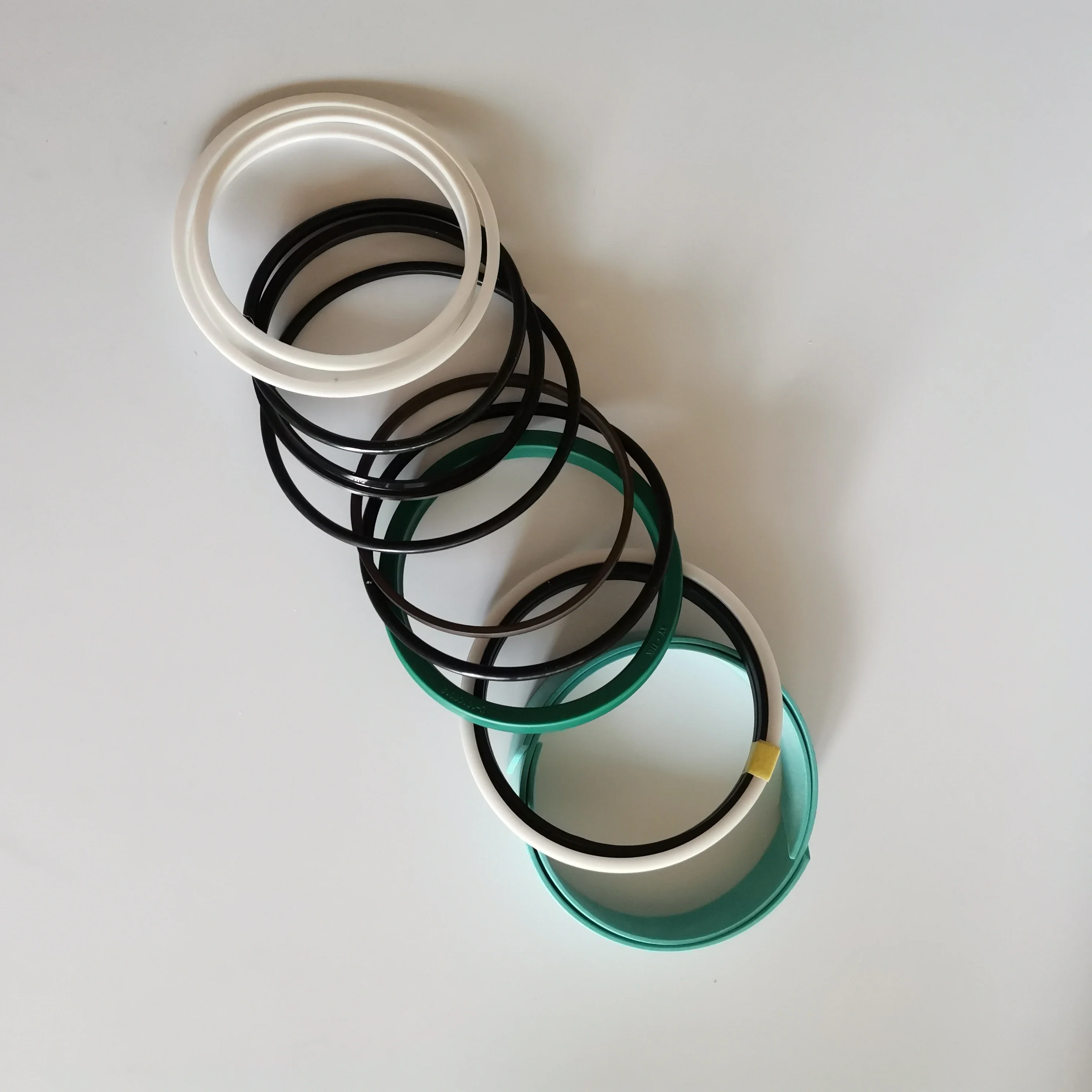 534669 Комплект уплотнений D120/100 для бетонной стрелы Putzmeister