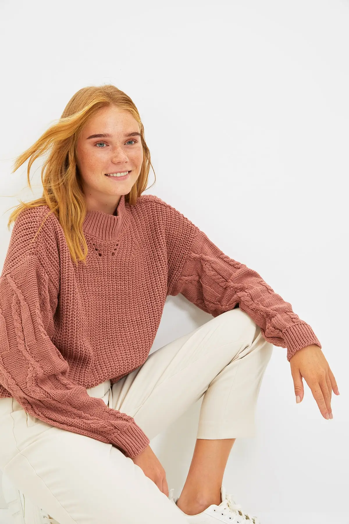 

Color Rose Sleeve Detail Knitwear Sweatshirt Christmas gift