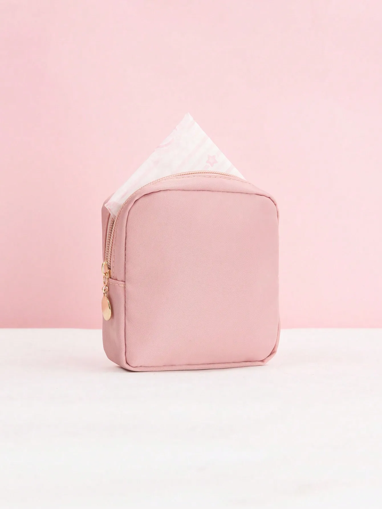 Портативный дорожный чехол для хранения гигиенических салфеток