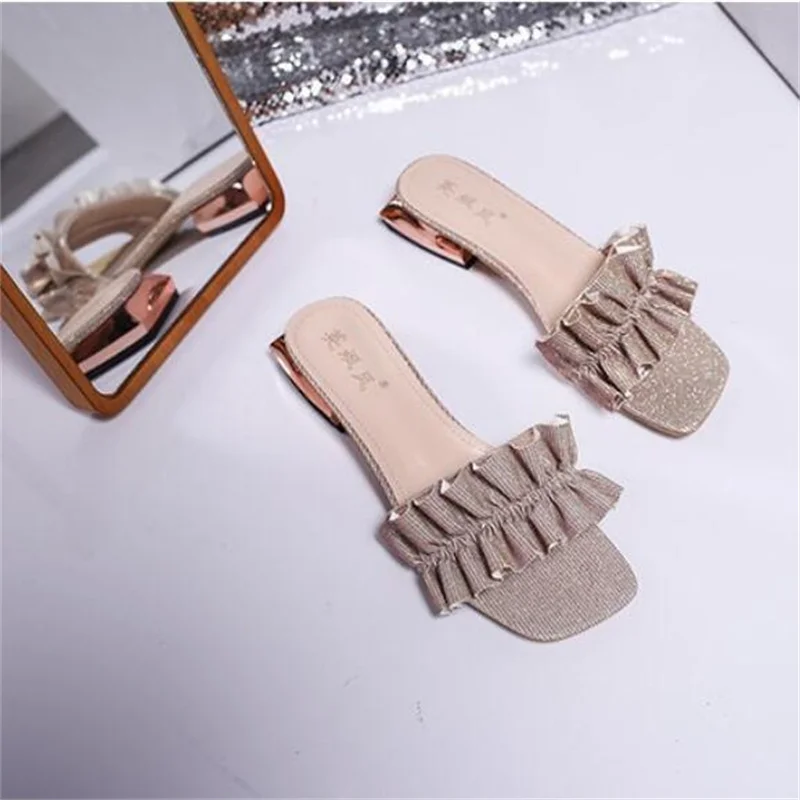 

women's brand Low-heeled slippers Fashion lace pleats design Sandals women's summer flip flops open toe beach slippers 34-41