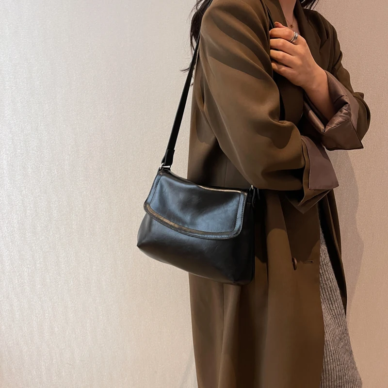 

Винтажные сумки через плечо для женщин 2022 модные дизайнерские модные простые кожаные сумки с клапаном роскошные дизайнерские сумки