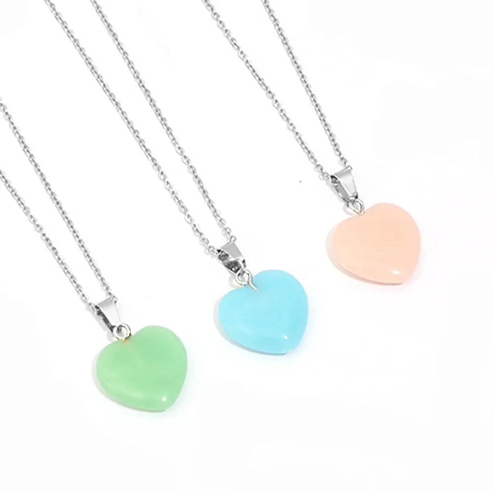 Светящееся светящееся сердце из нержавеющей стали природный камень в темноте