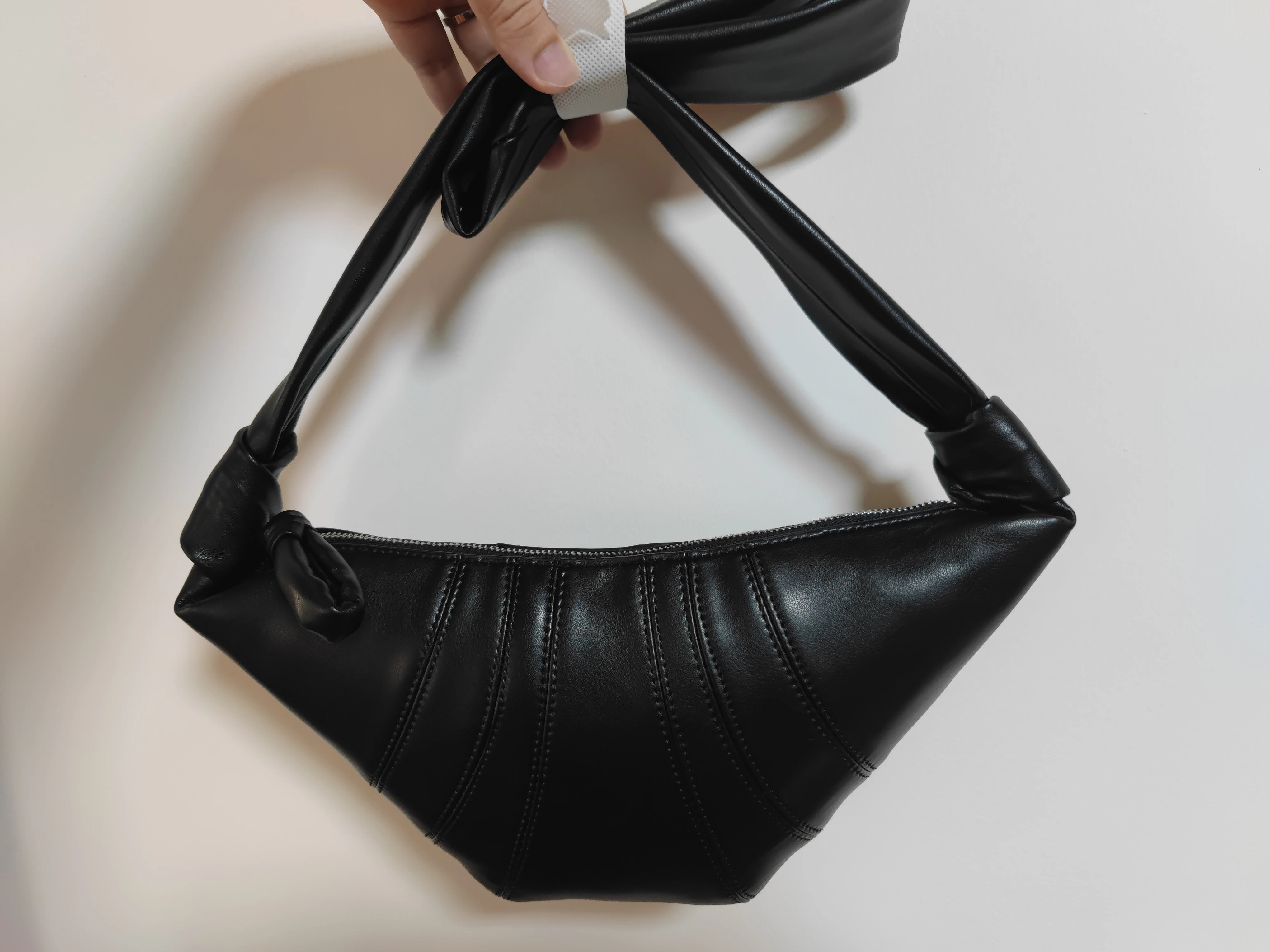 2024 Высококачественная модная красивая сумка из 100% овчины diagonalпельницы большая