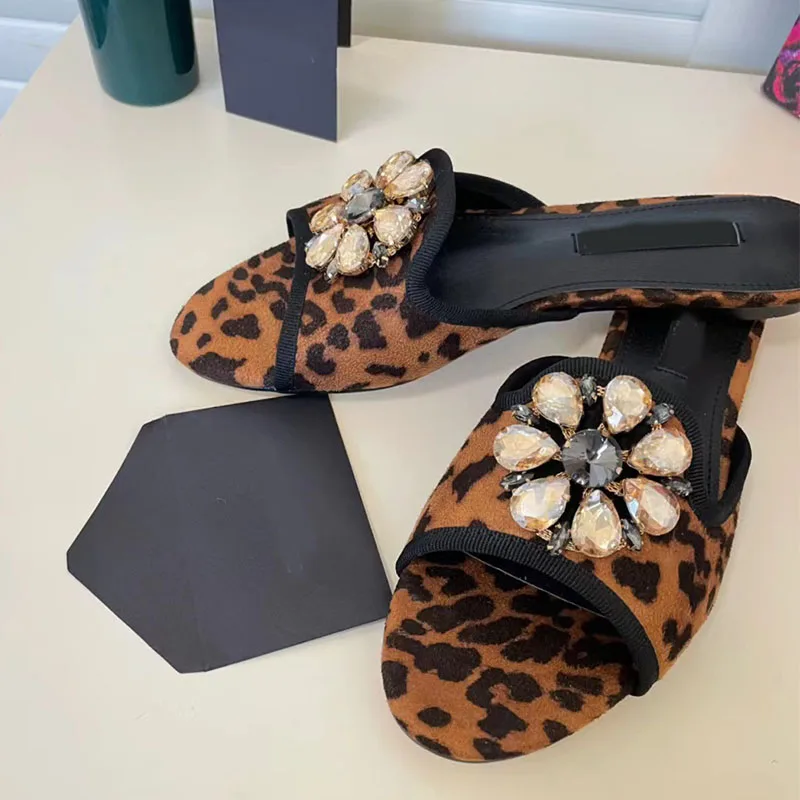 

Шлепанцы женские летние, роскошные универсальные сандалии на плоской подошве, повседневные Нескользящие, сланцы