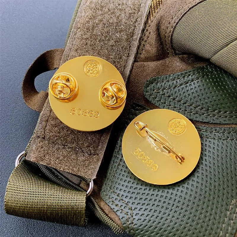 Медаль с прусским мальтийским крестом советский медальон круглая брошь