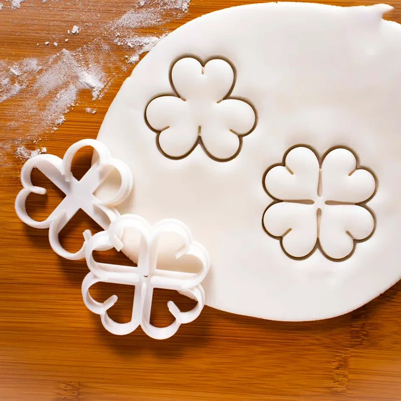 

St. Patrick's Day Clover Four-leaf Clover DIY Plastic Cookie Embosser Mold Fondant Biscuit Cutter Mould Baking Cake Decor Tools