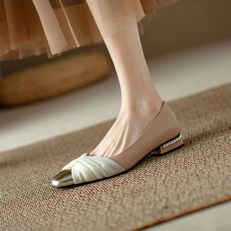 Square head silver cowhide pearl women's shoes, bow tie flower silk low heel thick heel beaded women's shoes