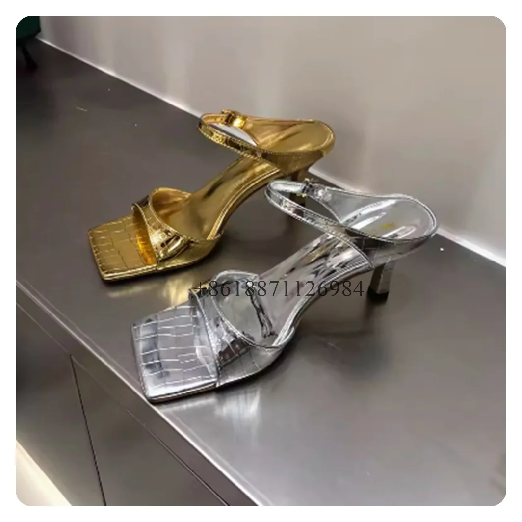 Новинка 2024 однотонные уличные летние женские тапочки с квадратным носком на