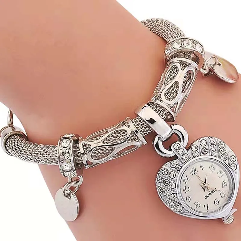 Women's Watch Cute Gold and Silver Heart Shaped High Quality Bracelet, Surprisingly Designed, Popular Lover Gift Style Clock