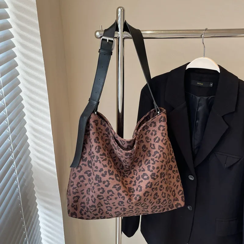 Холщовая большая сумка с леопардовым принтом женская повседневная