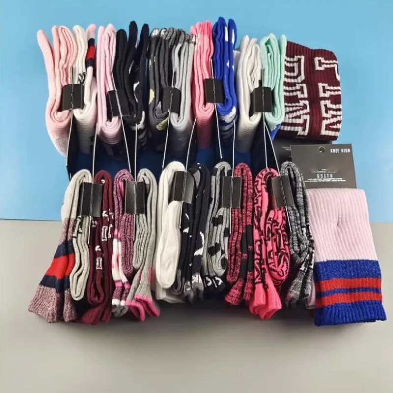 2 Pair/Card of PINK LOVE Fashion Women's Sports Cotton Stockings Knee-length Calf Socks Street Style Hip-hop Skateboard Socks