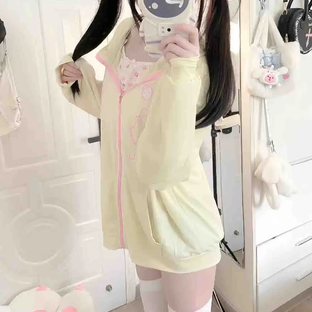 Фото Женская летняя солнцезащитная толстовка с капюшоном в стиле аниме Sanrio Hello Kitties, милый мультяшный принт, свободный крой, прохладная ткань, стильная куртка для девушек №3