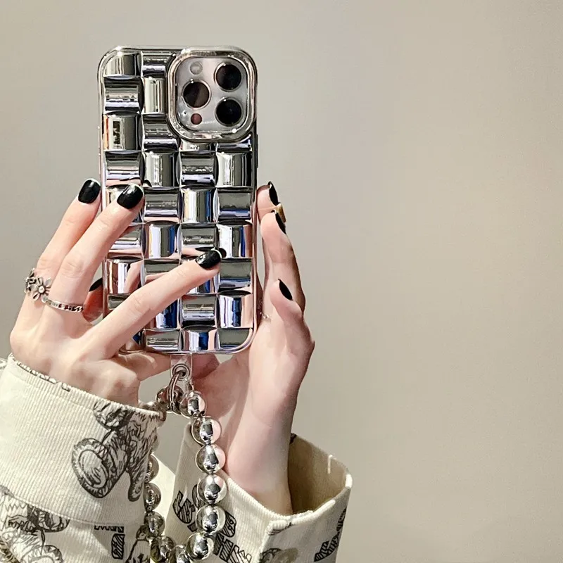 

Luxury Plating 3D Square Plaid Wrist Strap Chain Phone Case For IPhone 13 12 11 Pro Max XS XR X 6 7 8 Plus Shockproof Soft Cover