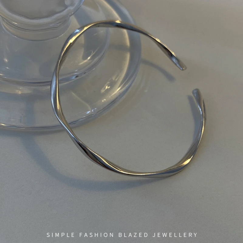 

VOQ серебряный цвет неправильной текстуры браслет Женская мода Гламур Вечерние ринка ювелирные изделия аксессуары