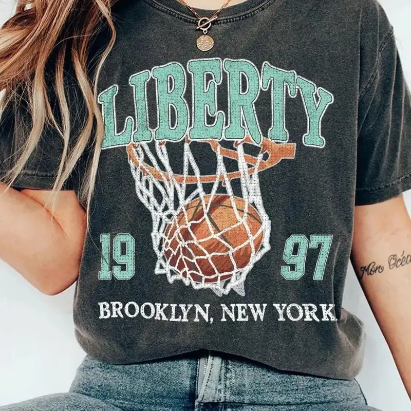 Фото Женская футболка New York Liberty Basketball в винтажном спортивном стиле 90-х годов №1
