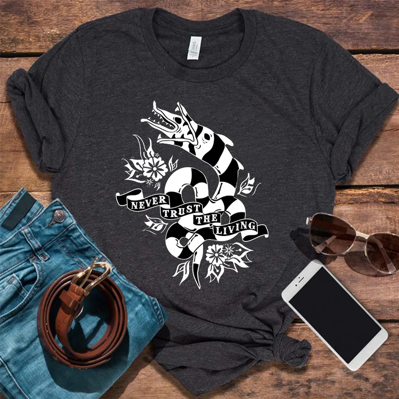 

Футболка от BeetleJuice, женская одежда в эстетике «Never Trust», рубашки с принтом из фильмов ужасов, Осенние футболки, мультяшная одежда L