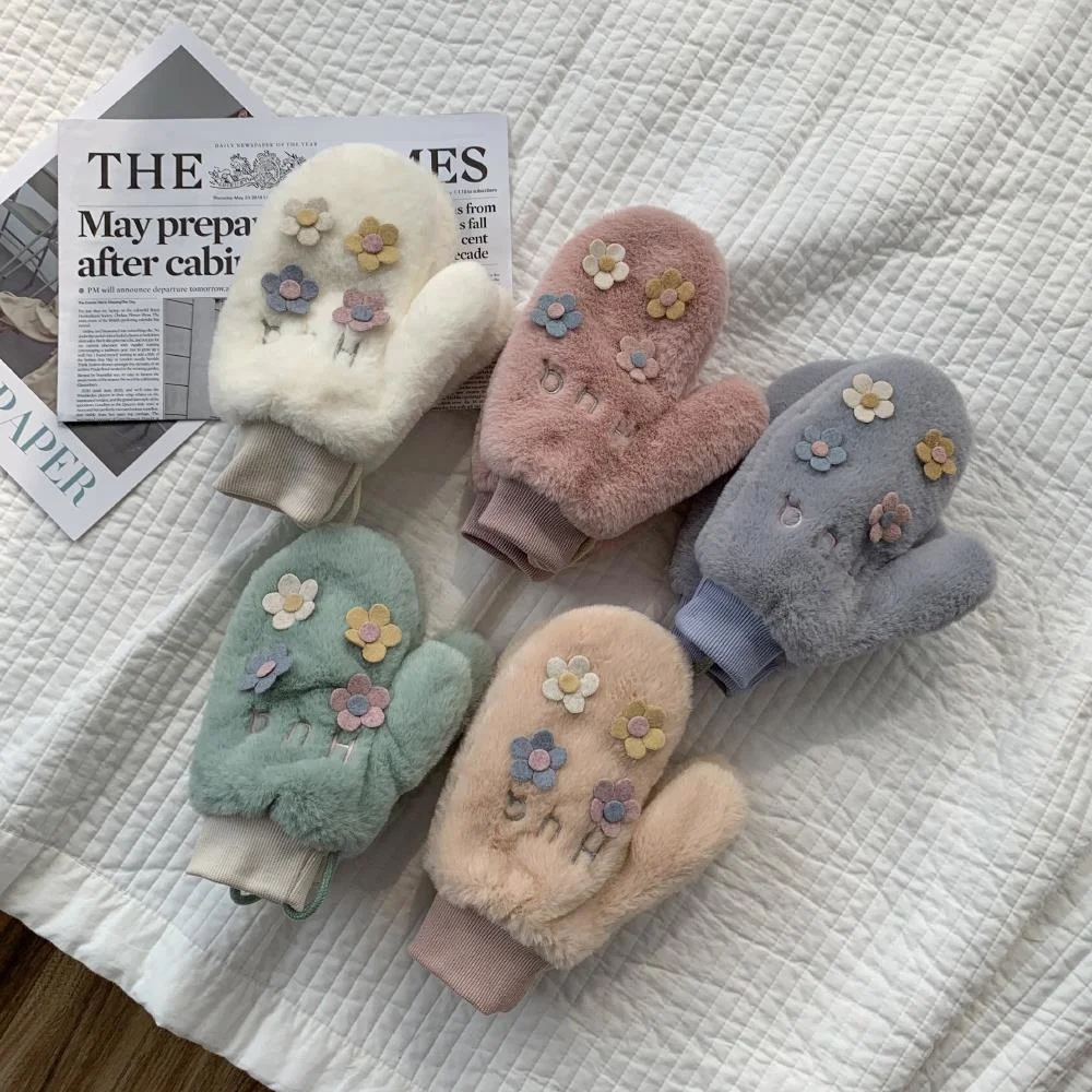 

Plush Gloves Cute Korean Winter Soft Girl Cartoon Cute Student Girl Plush Thickening Cold proof Warm Cycling