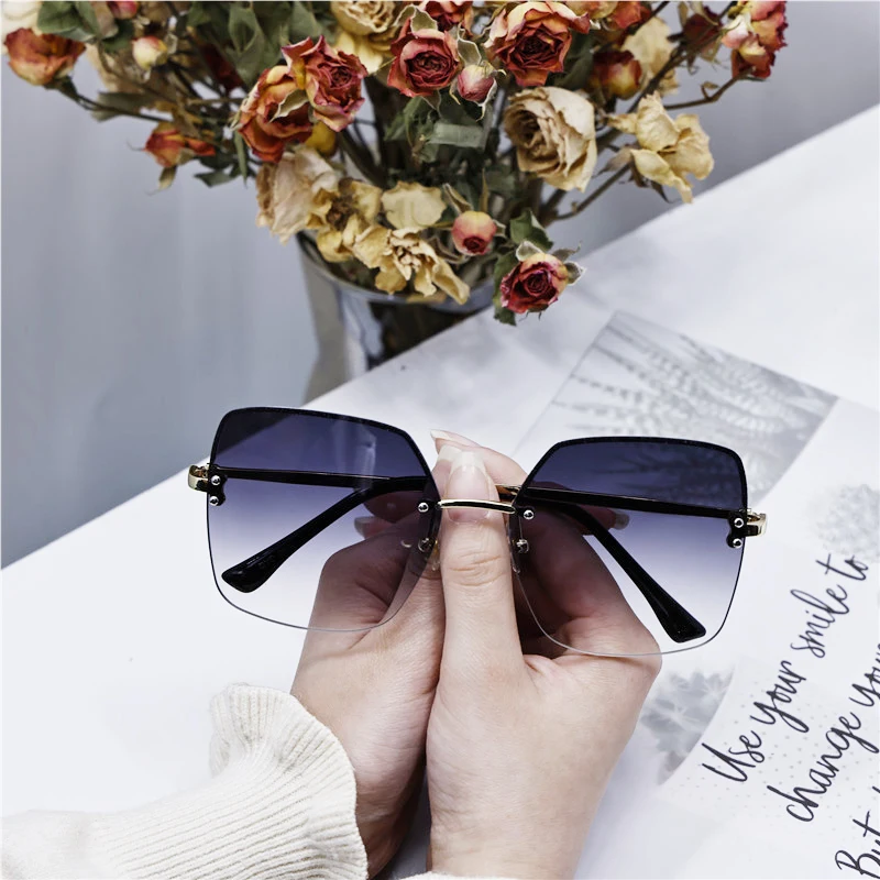 

2022 Fashion New Framless Personality Sunglasses Vintage Women's Matel Driving Popular Shade Sun Glasses Latest Outdoor UV400