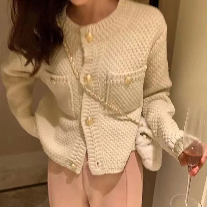 

French Fragrant Short Sweater Cardigan Coat Female Spring and Autumn Retro High Grade Loose knit Top Cardigan Sweater Female