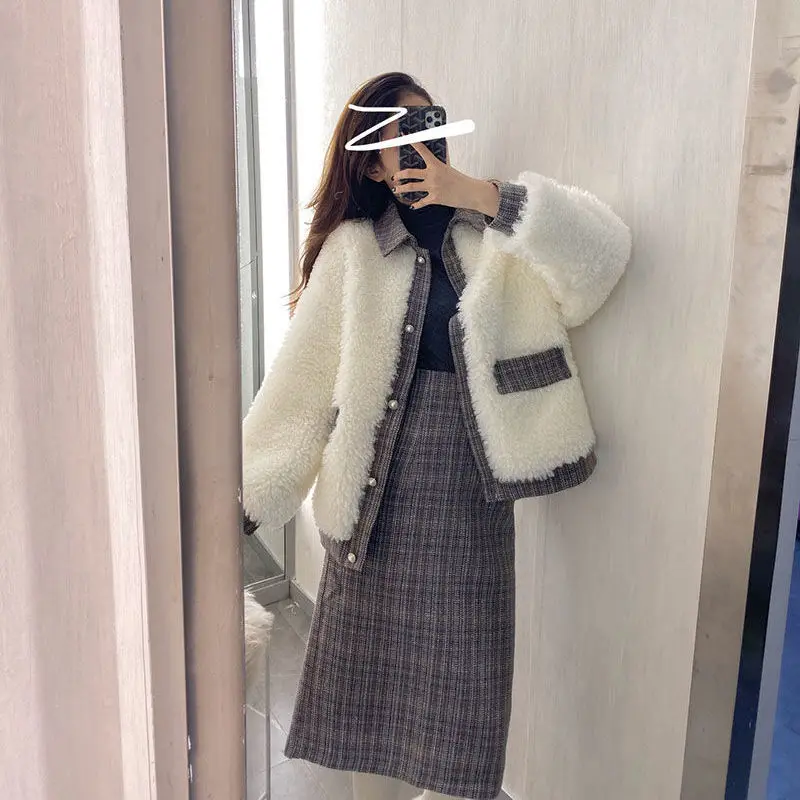Women Winter Coat Faux Fur Lambskin Button Coat Fake Fur Fluffy Jacket Plush Two-piece suit Kawaii Plaid Outerwear Harajuku