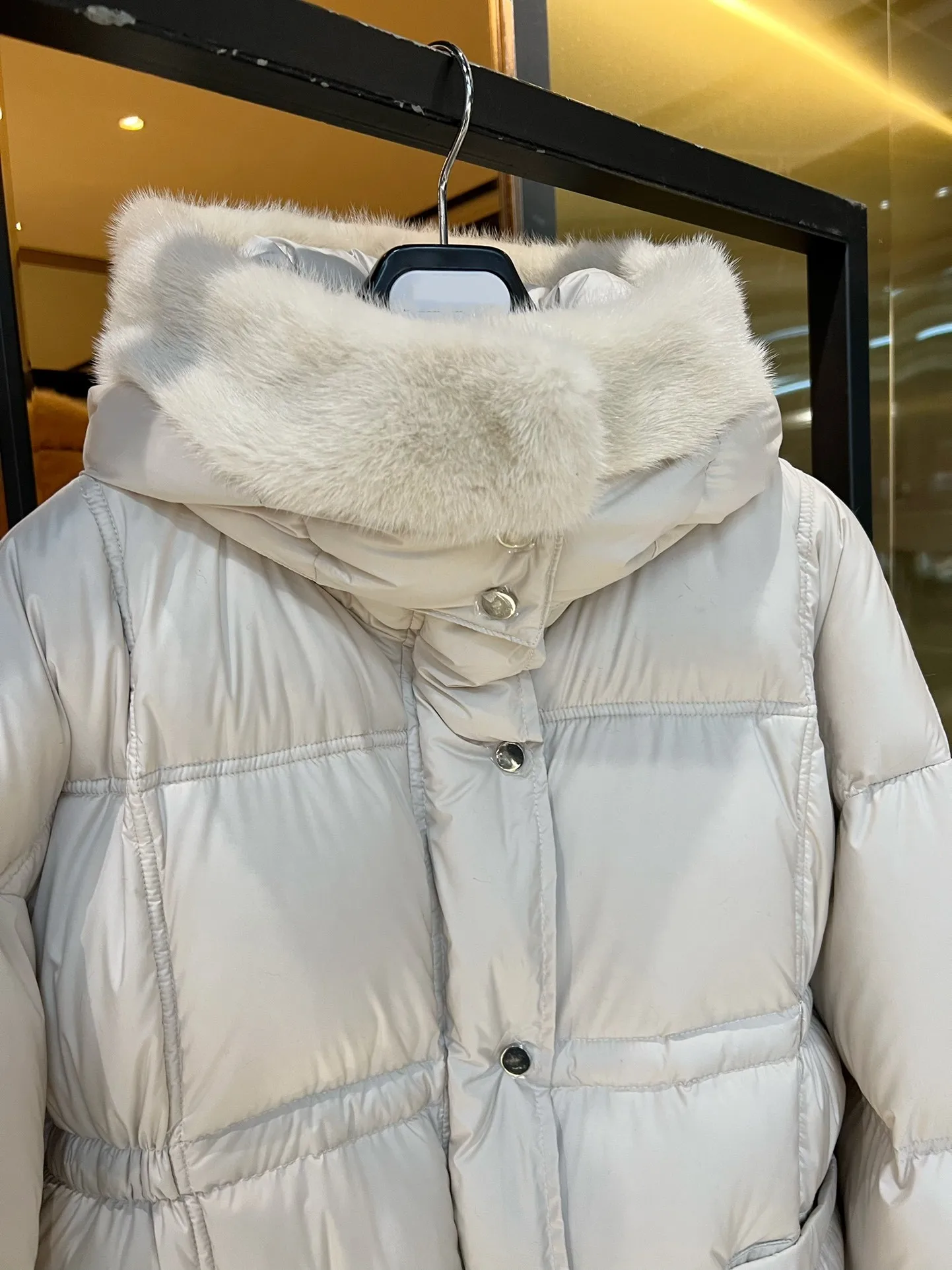 Рисунок 5 - Женская одежда 2023