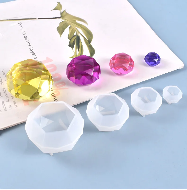 

Faceted Diamond Crystal Silicone Mold DIY High Mirror Faceted Diamond Table Jewelry Silicone Mold