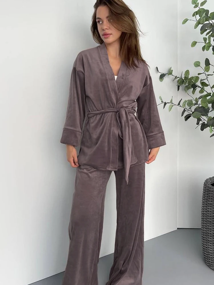 

Linad Knitted Velvet Pajamas For Women 2 Piece Sets Long Sleeve Sleepwear Sashes Female Loose Trouser Suits 2022 Winter Casual