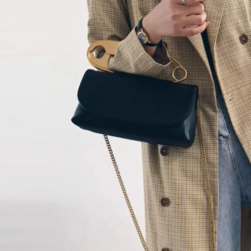 

Женская сумка на плечо модели брошь личность, дизайнерские сумки-мессенджеры с забавными булавками, роскошная женская сумка из искусственной кожи с клапаном