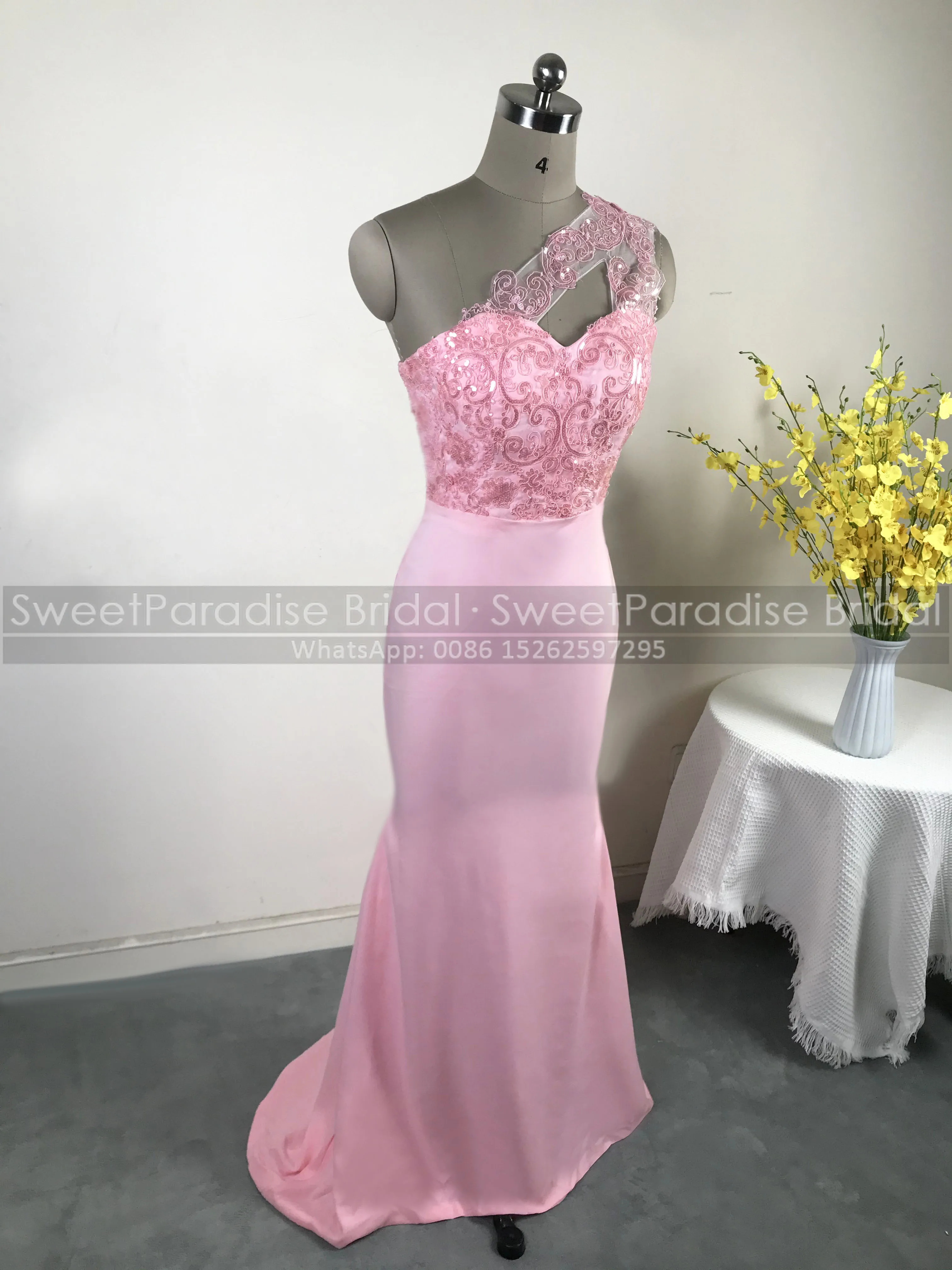 Платье подружки невесты с блестками длинное розовое прозрачное вечернее платье