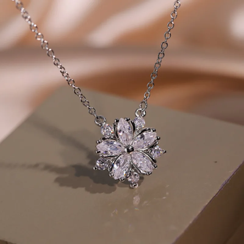 

2022 New Cherry Blossom Necklace Pendant Beautiful Romantic Luxury Quality Necklace Necklace Women's Jewelry Necklace Party Gift