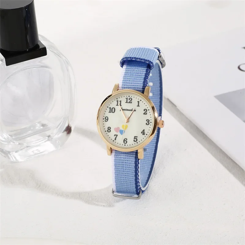 Новые простые наручные часы в форме сердца модные повседневные милые женские для