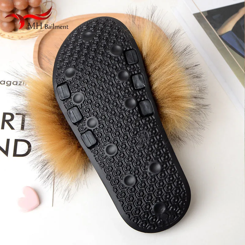 Women Summer New Artificial Fox Fur Slippers Indoor Home Furry Cute Faux Raccoon Fur Non-slip Home Shoes Outdoor Beach Sandals